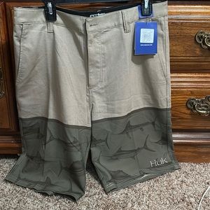 Men’s Huk shorts